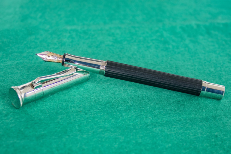 Graf von Faber-Castell Classic Ebony